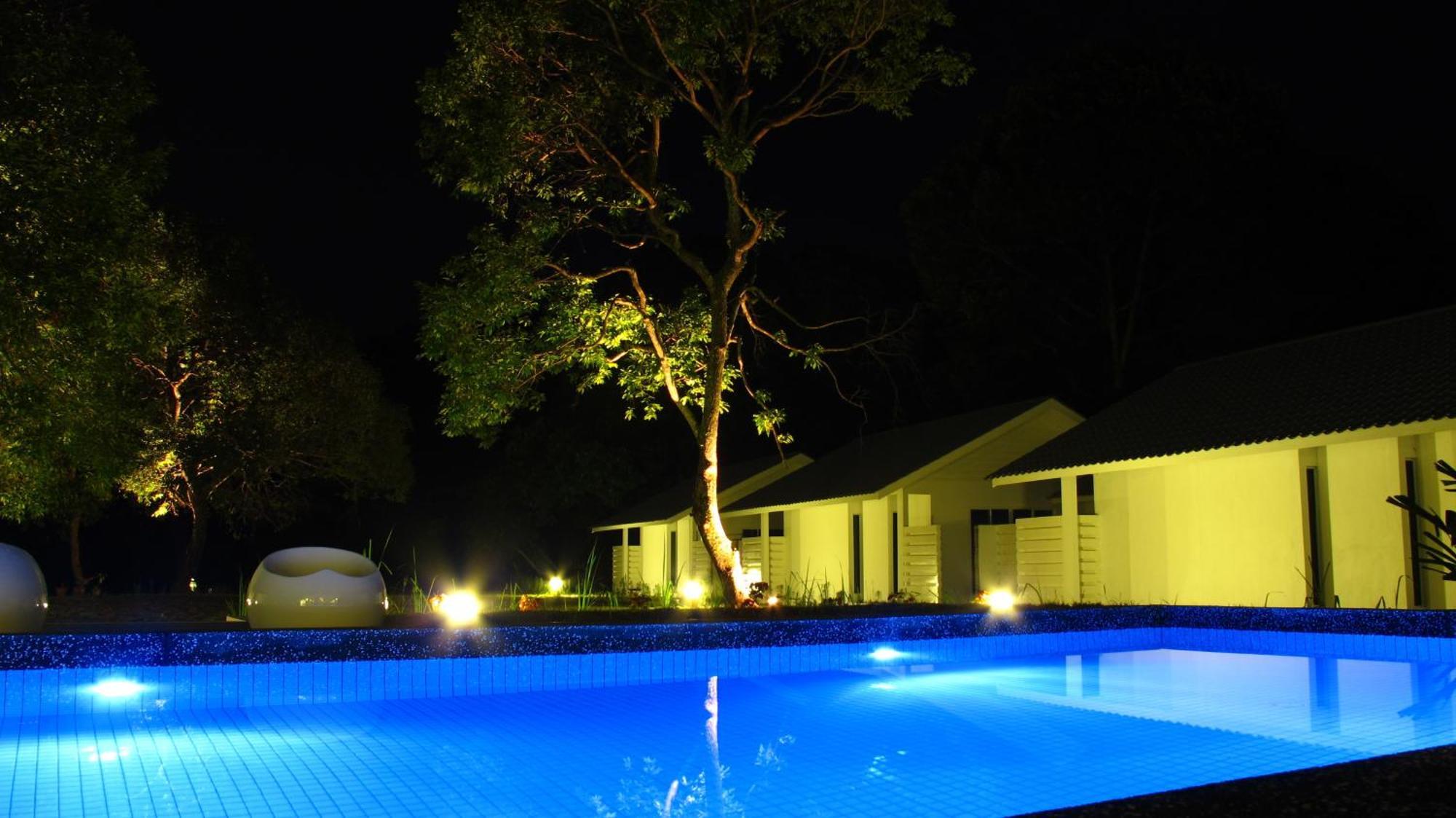ลา ปารี-ปารี ลังกาวี Hotel Langkawi ภายนอก รูปภาพ